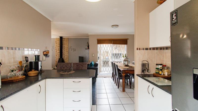 3 Bedroom Property for Sale in Jagtershof Western Cape